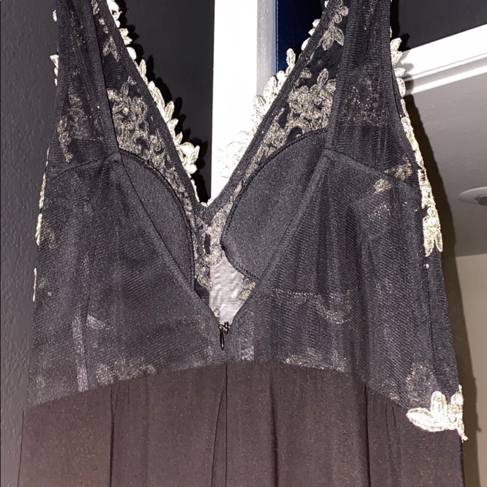 Prom Dress - Picture 4 of 6